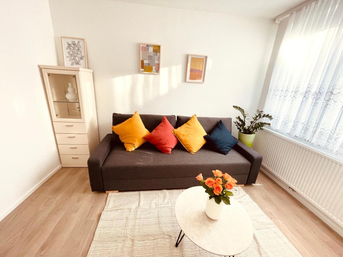 Frisch Renoviertes Und Charmantes Apartment สตุตการ์ต ภายนอก รูปภาพ